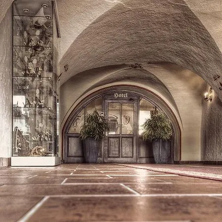 Anker Hotel 3*